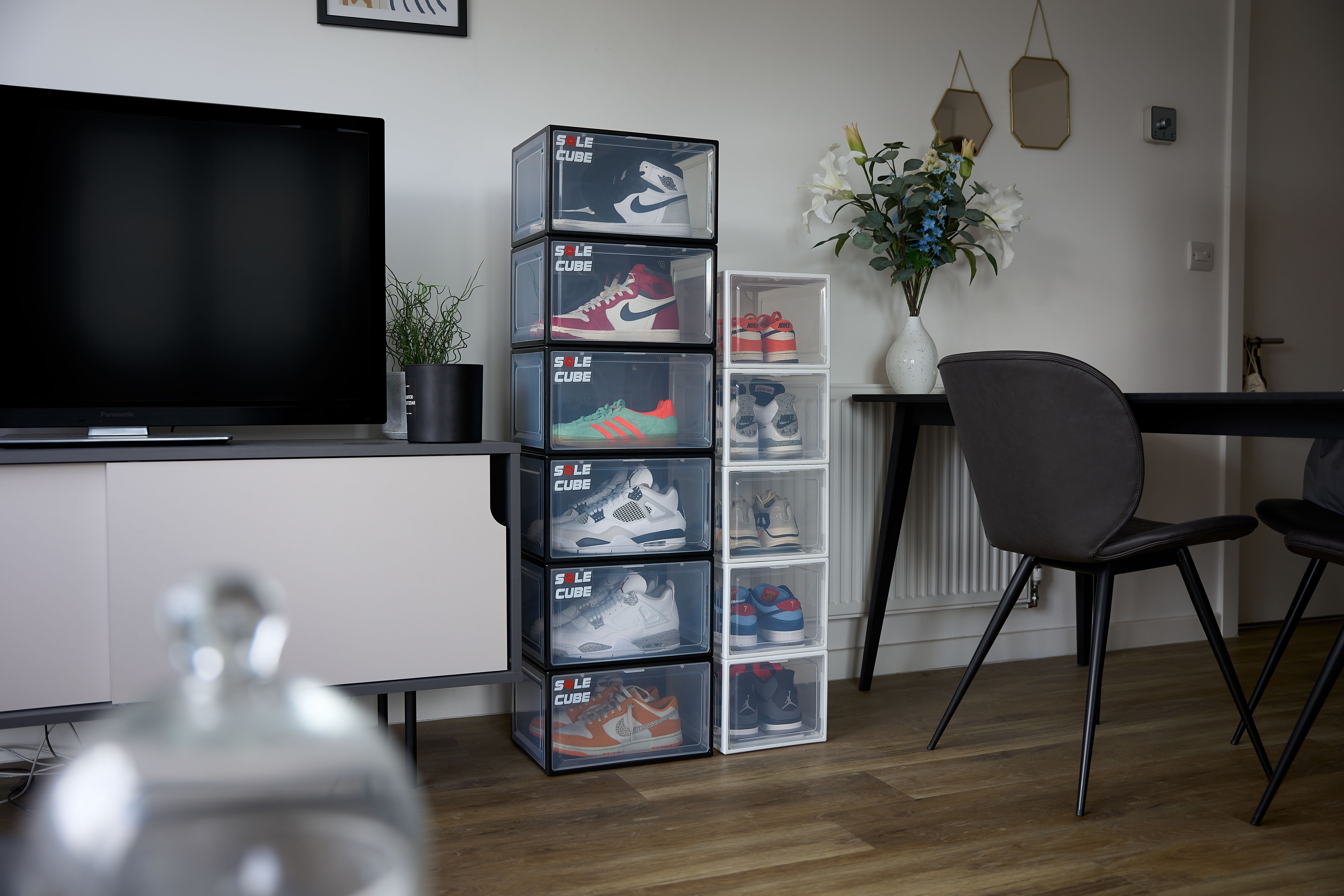 SoleCube - White 'Dropfront' Sneaker Display Storage Box